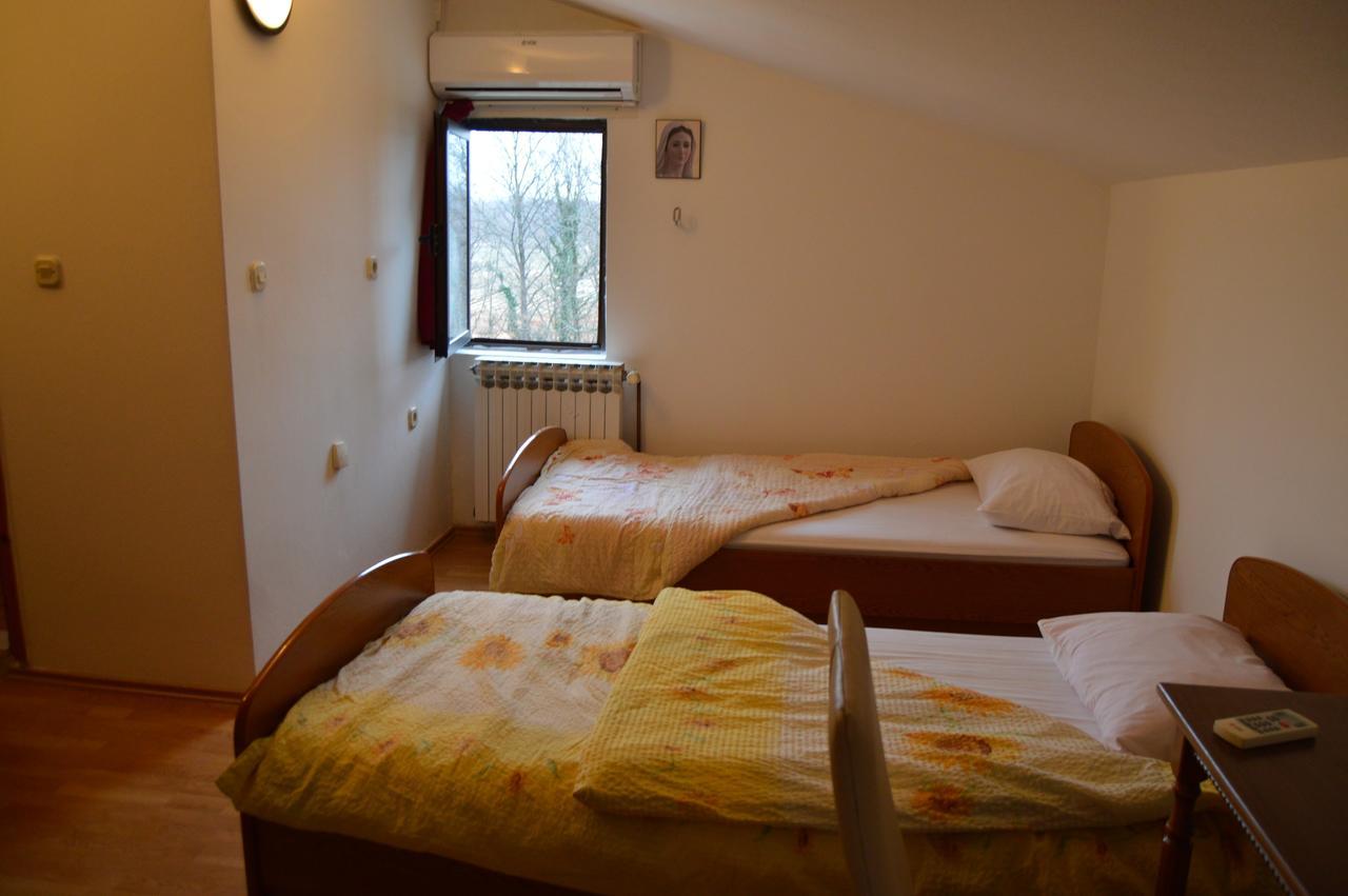 Pansion Modana Меджугорье Экстерьер фото
